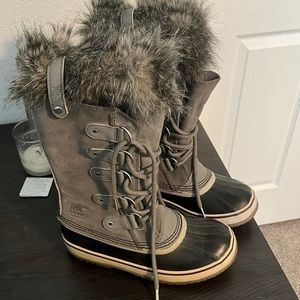 Sorel waterproof boots